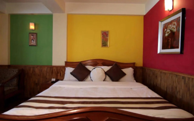 Hotel Royal Residency