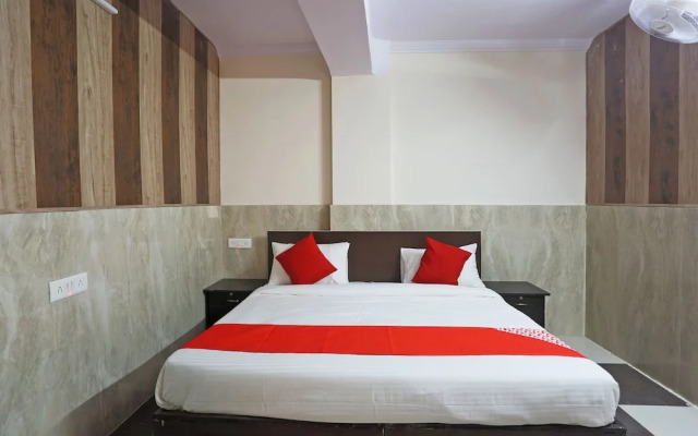 Hotel Lemonade by OYO Rooms