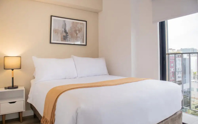 w Amazing 3BR w Balcony in Miraflores
