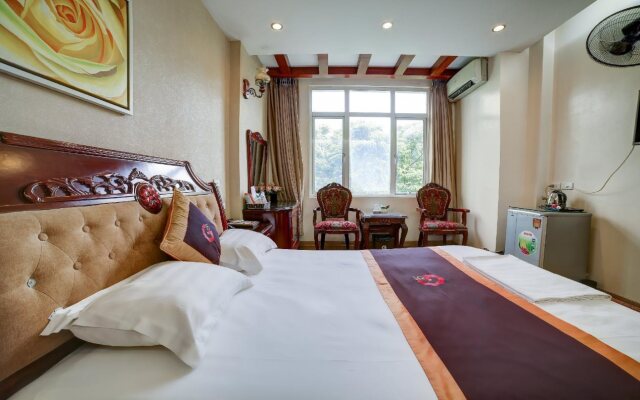 Gala Hotel 1