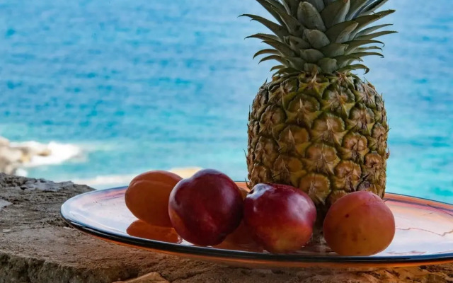 And001 in Andrano With 4 Bedrooms and 2 Bathrooms