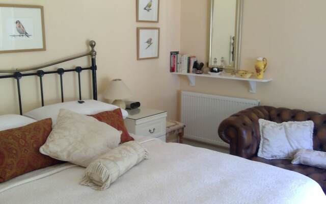 Drinkstone Park Bed & Breakfast and Gardens