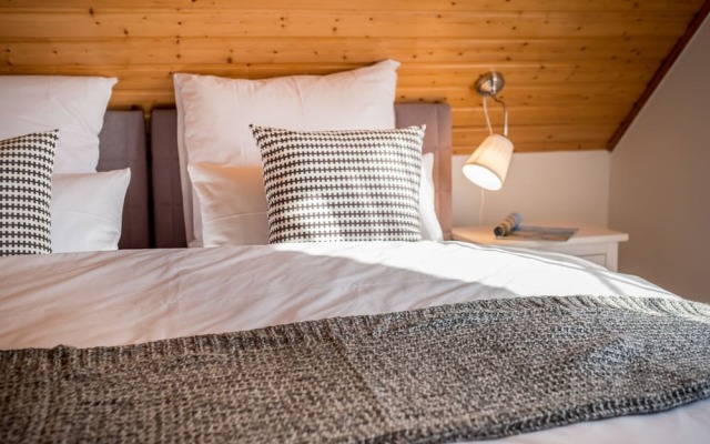 Schwalbe in der Heide