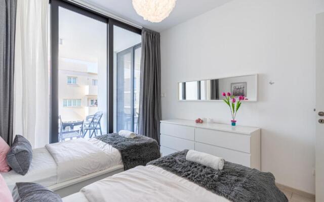 Aziza 1- Bedroom Apartment in Larnaca