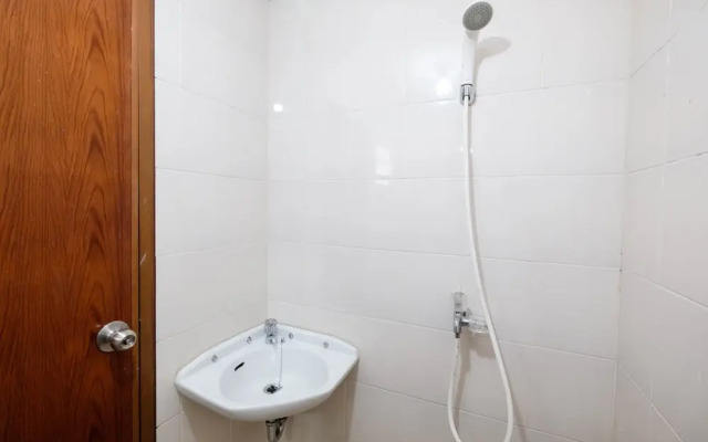 Spacious 2br Pluit Seaview Apartment