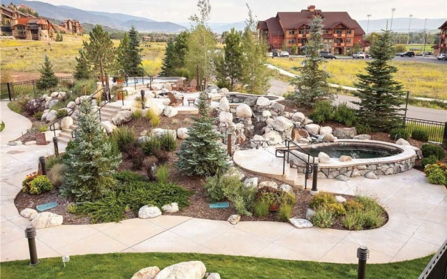 Trailhead Lodge 4106