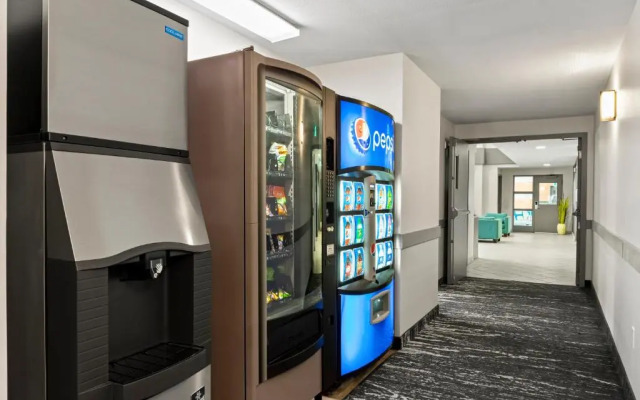 Days Inn - Steinbach