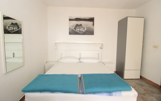 Studio apartment UGA - perfect location: SA6 Grgur Mandre, Island Pag