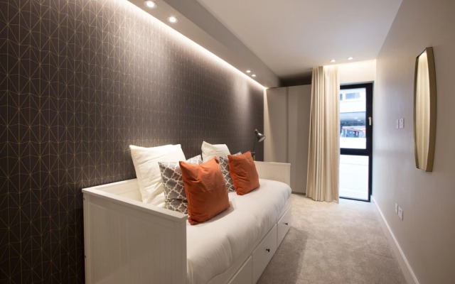 Elephant and Castle by Allô Housing
