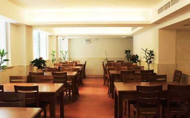Suichang Hailun Baina Hotel