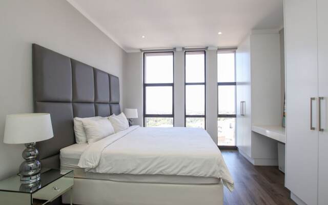 Sandton Smart Apartment Eleven