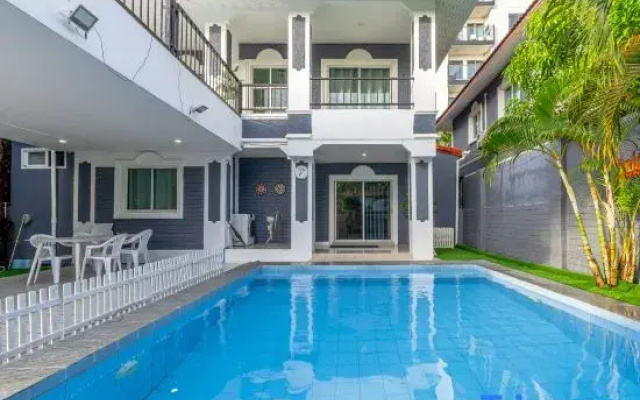 Thai Home Villas 5BR in Patamnak City