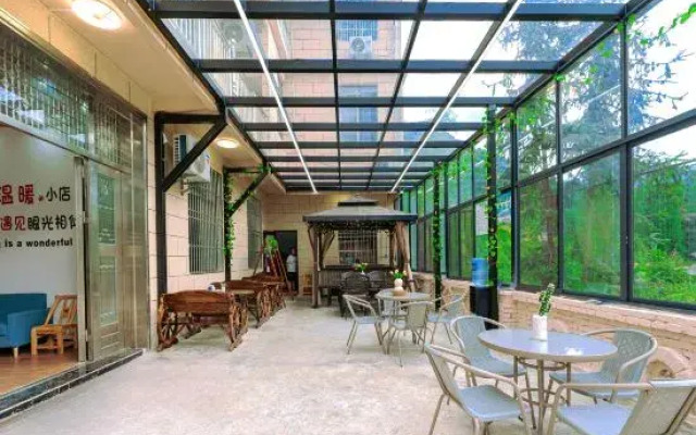 Bihai Guest House