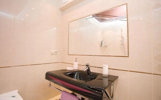 InnHome Apartments (ИннХоум) на улице Свободы 100