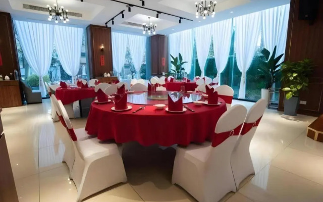 Nanying Hotel