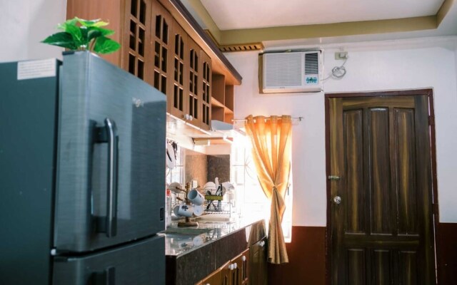 Arka's Elegant Condos