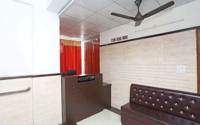OYO 33014 Bhagwati Palace Guest House