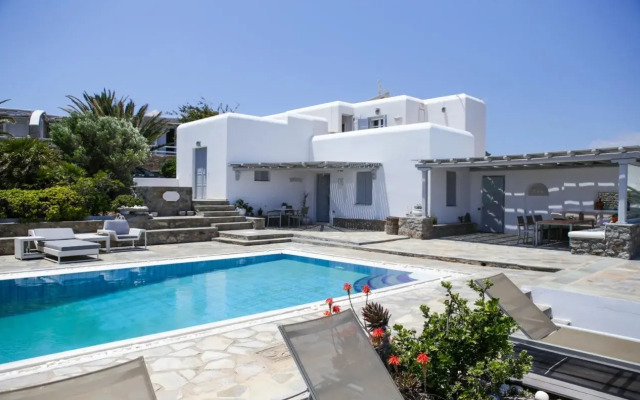 Sea & Sun Estate