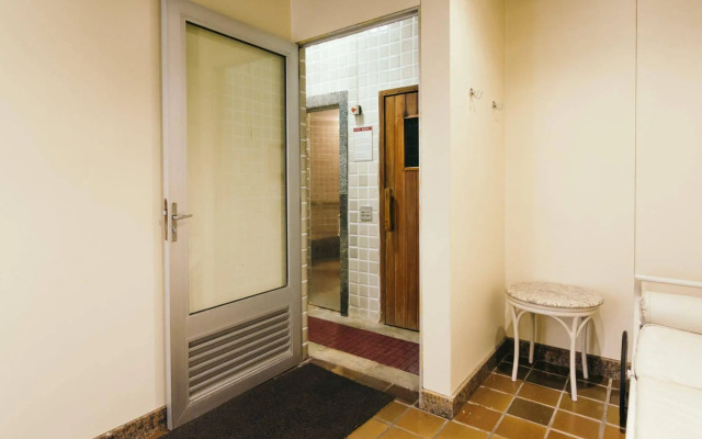 Mc Flats Country Residence Service