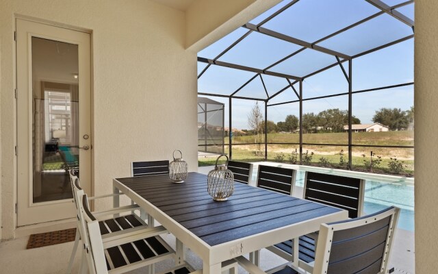 Sr_924r Splendid Solterra 12 Bedroom Home