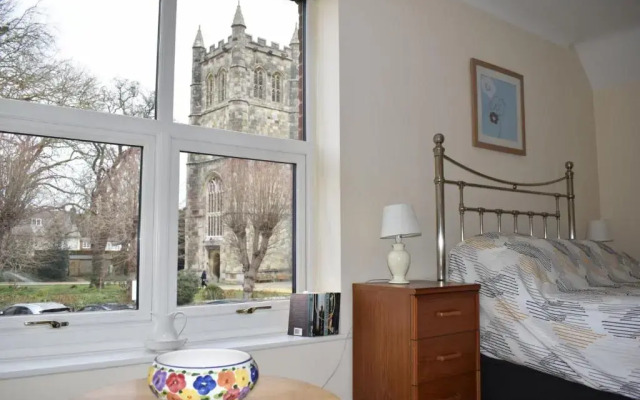 Town House in the Heart of Wimborne Minster