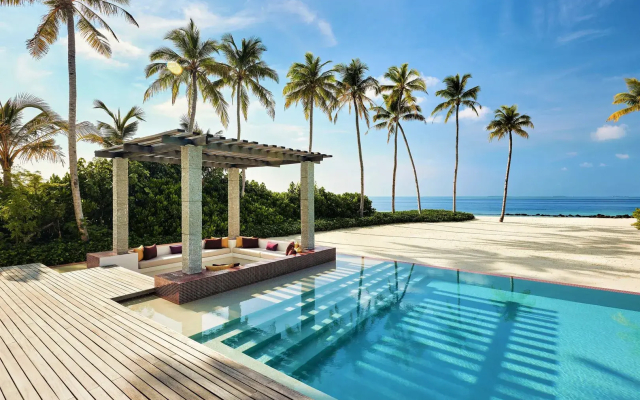 Jumeirah Olhahali Island