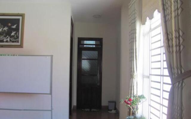 Hong Tran B&B