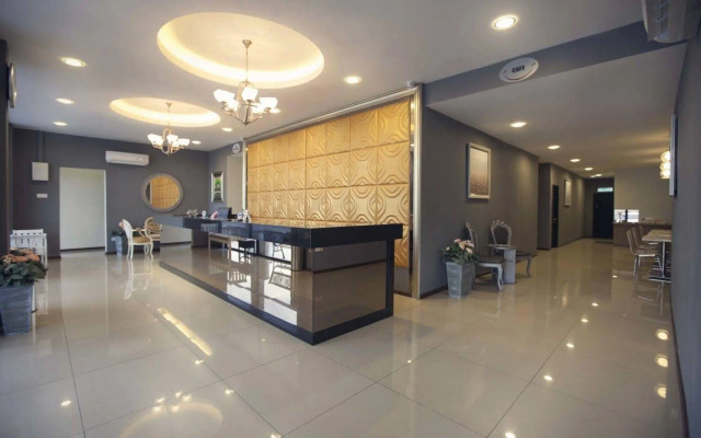 OYO 383 V3 Hotel Nusajaya