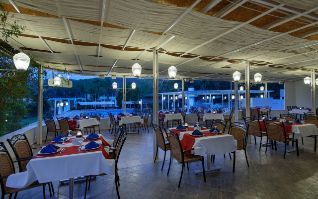 Green Bay Resort & Spa