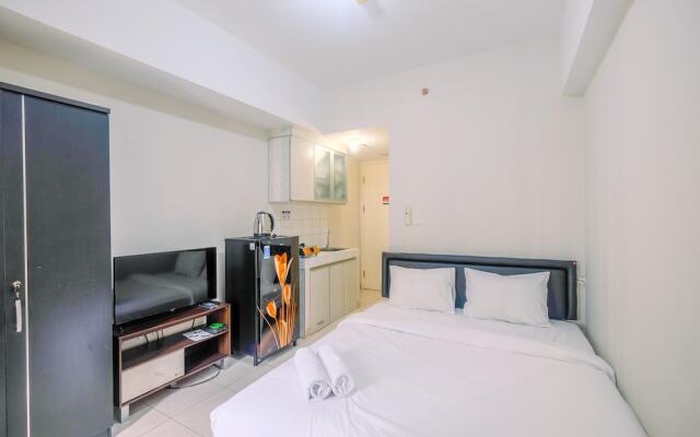 Simply Good Studio Room at Springlake Summarecon Apartment