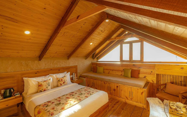 StayVista at DAAFI House with Comp Breakfast