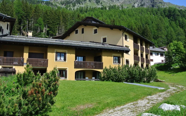 33-2 - One Bedroom