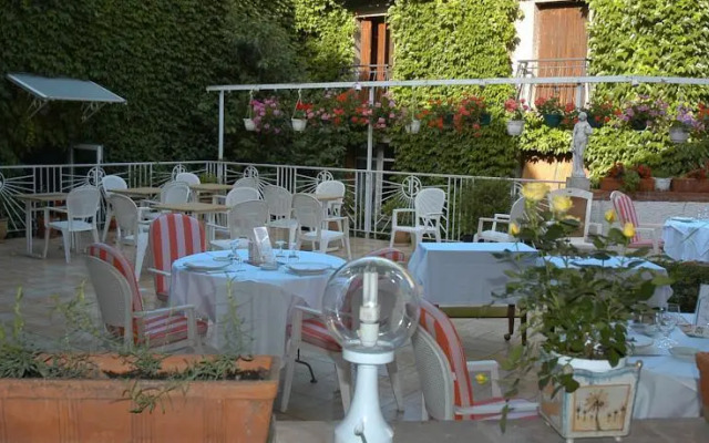 Hôtel Orsay - La Cuisine dAlain