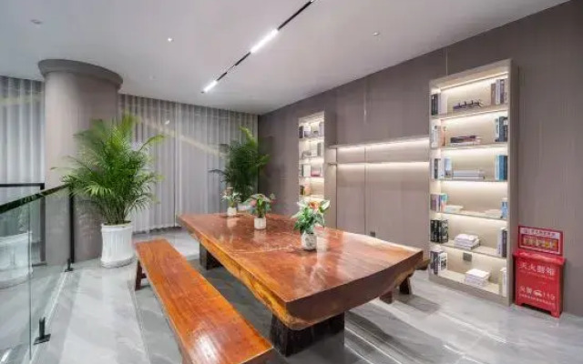 Yilin Hostel