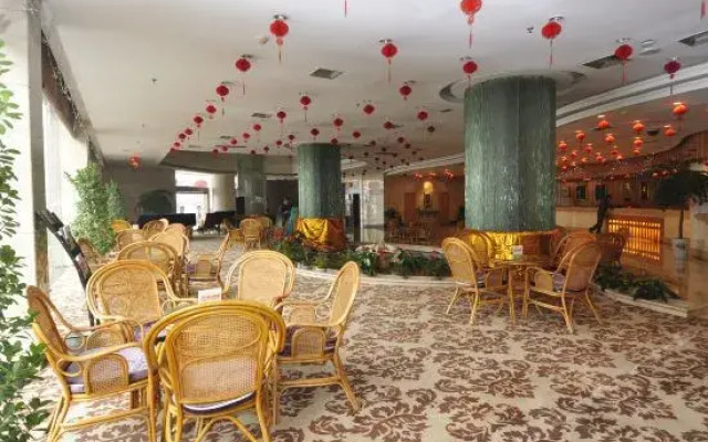 Hanzhong Red Leaf Hotel