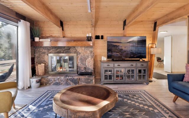 Fox & Bears Retreat#2190