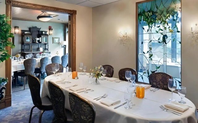 Nicollet Island Inn