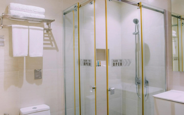 Azalea Hotels & Residences Boracay