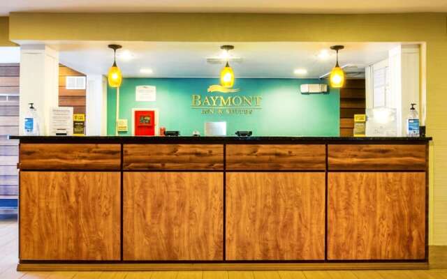 Baymont Inn and Suites Savannah Midtown