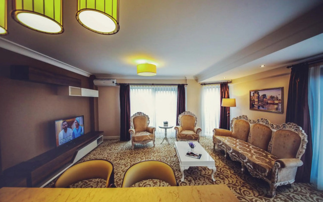 My Suit Residence