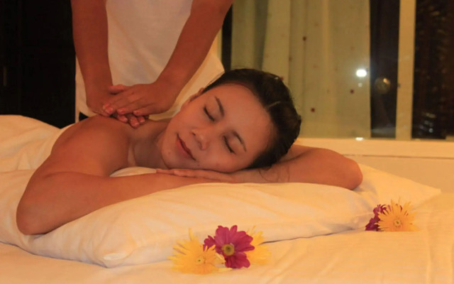 77 Patong Hotel & Spa