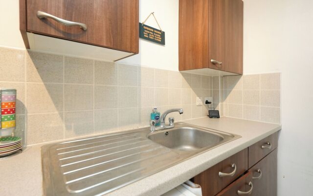 Balcony-freeparking-centrallocation-familyfriendly
