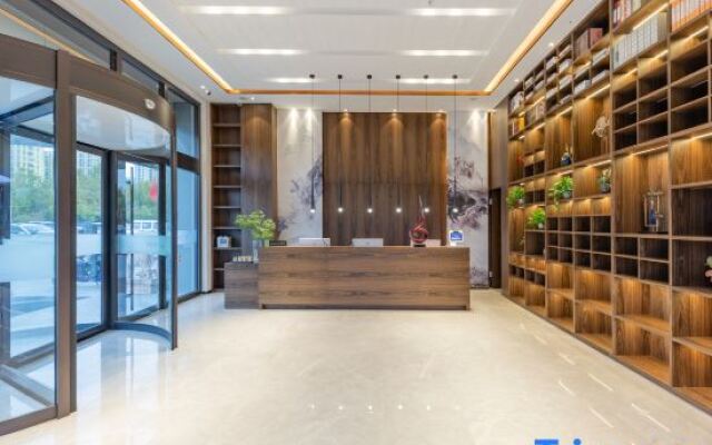 Yixiyun Hotel (Qihe Wanda Branch)