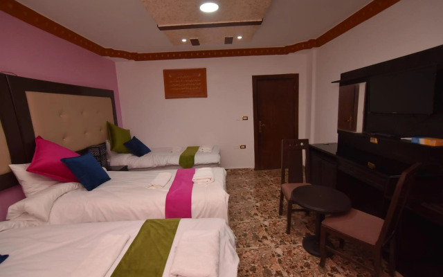 Petra Guests Hotel