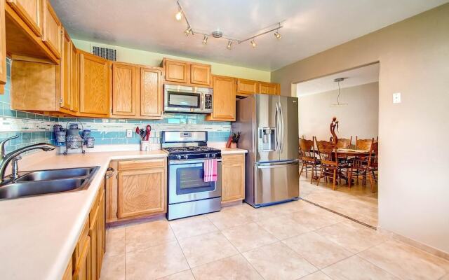 PX006 4 Bedroom Apartment By Senstay