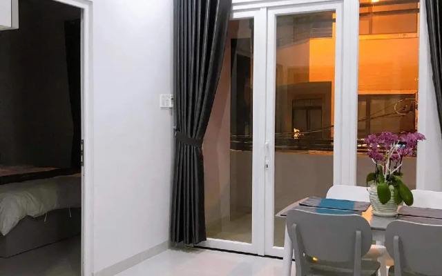 Lam's Apartment