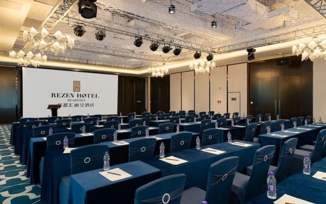 One City Rezen Hotel