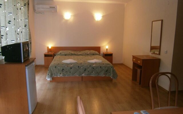 Family Hotel Central