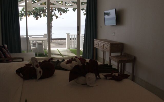 Meno Mojo Beach Resort