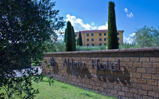 Aldero Hotel